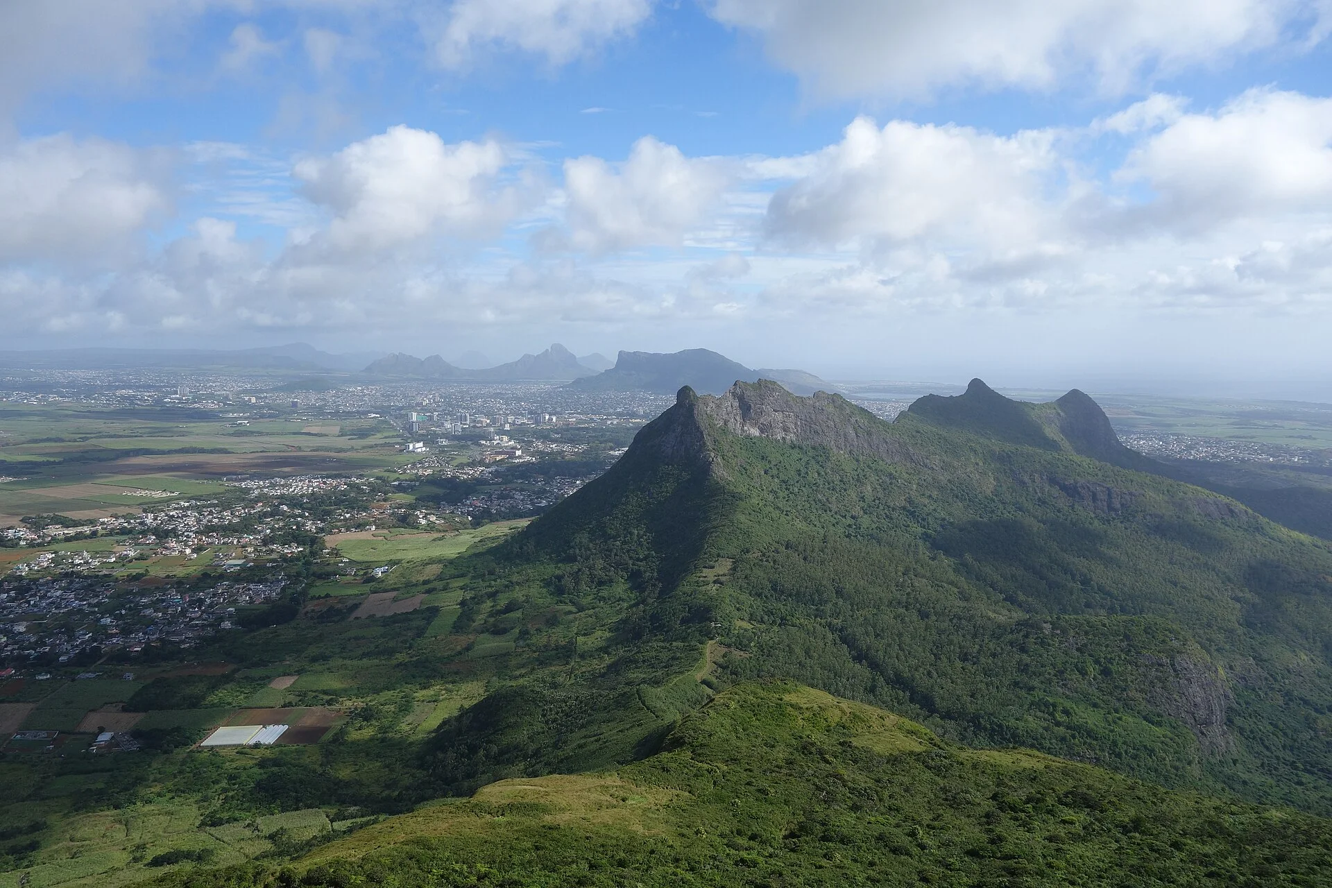 The Moka Range seen from Le Pouce